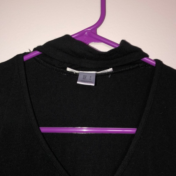 Crop top with collar - Picture 2 of 3